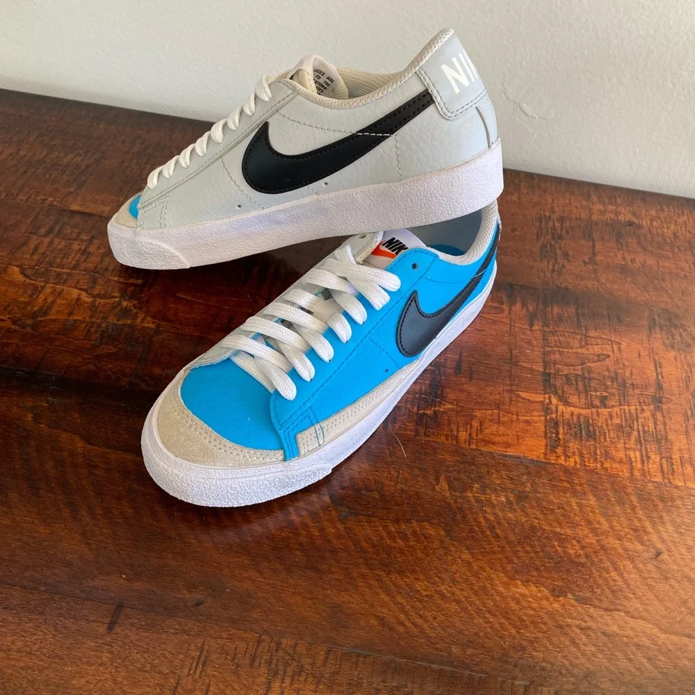 NIKE BLAZER CASUAL/SKATE SHOES KIDS/YOUTH SIZE 3.5 BLUE GRAY